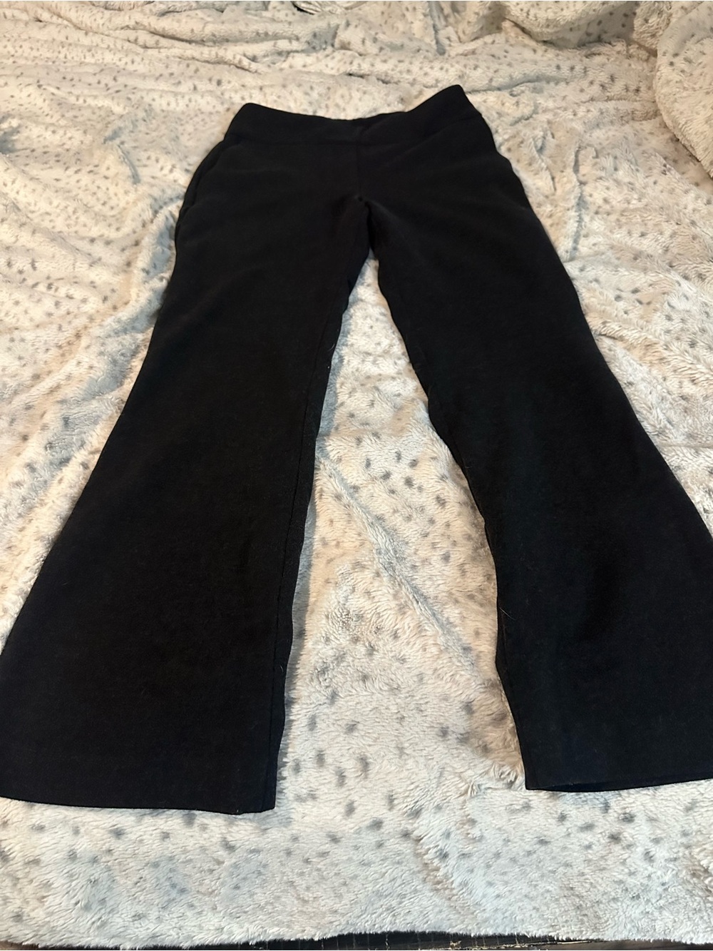 Express Women’s Black flare Pants - Classic Stretch